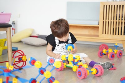 Thinkertoy набор для группы 5-6 лет